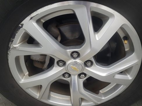 Used 2019 Chevrolet Equinox LT w/ Sun & Navigation Package FWD image 31