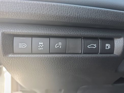 Used 2026 Toyota Camry XSE FWD image 25