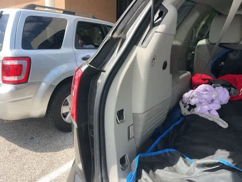 Used 2016 Buick Enclave Leather image 10