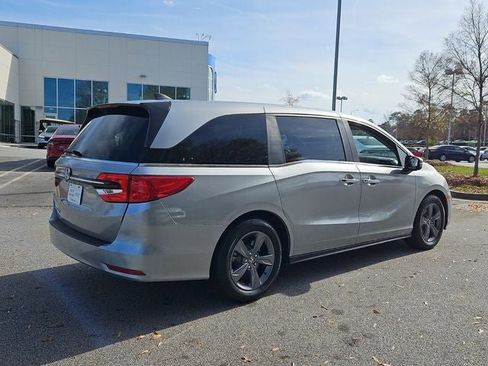 Used 2024 Honda Odyssey EX image 10