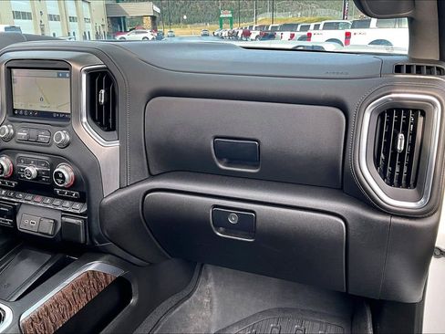 Used 2023 GMC Sierra 3500 Denali w/ Denali Ultimate Package AWD/4WD image 17
