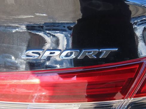 Certified 2024 Honda Civic Sport image 8