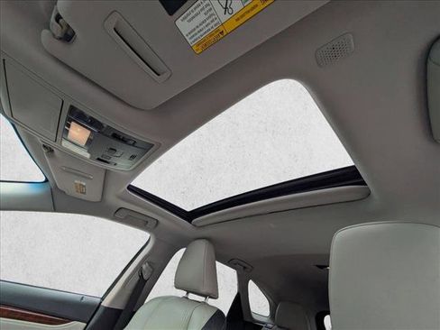 Used 2018 Lexus RX 350L FWD w/ Premium Package image 15