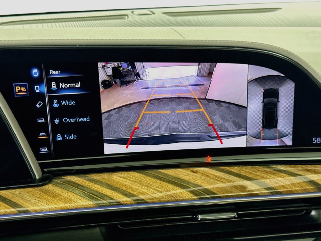 Used 2021 Cadillac Escalade Sport Platinum AWD/4WD image 14
