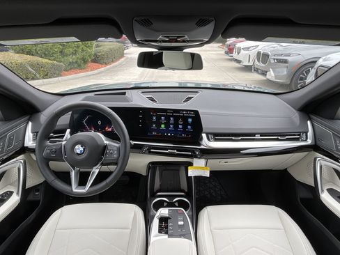 New 2026 BMW X2 xDrive28i w/ Technology Package image 12