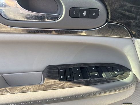 Used 2013 Buick Enclave Leather AWD/4WD image 18