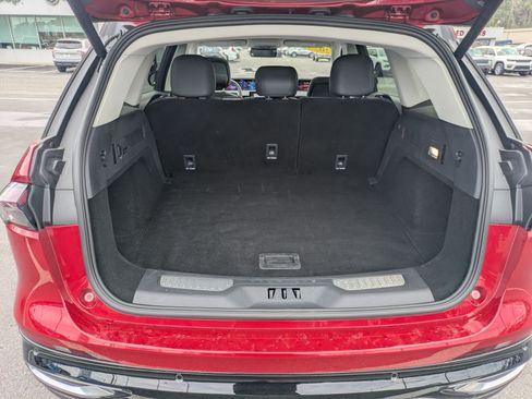 Used 2025 Lincoln Nautilus Premier w/ Equipment Group 102A image 27