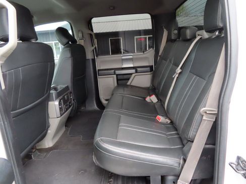 Used 2018 Ford F250 XLT w/ XLT Premium Package image 31