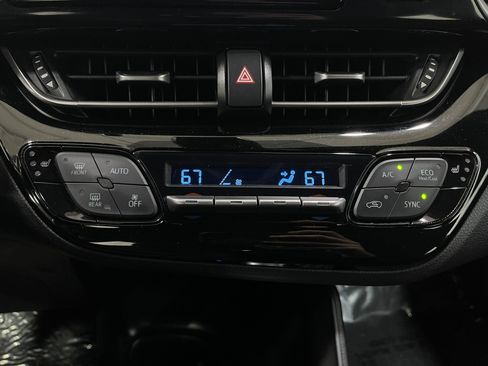 Used 2018 Toyota C-HR XLE image 23