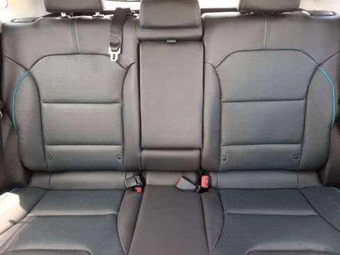 Used 2022 Kia Niro EX Premium FWD image 26