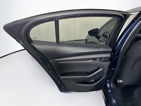 Used 2025 MAZDA MAZDA3 s image 25