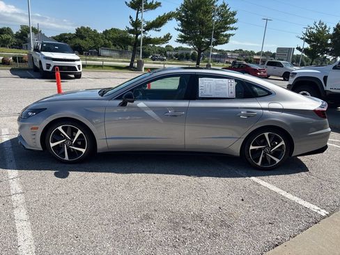 Used 2023 Hyundai Sonata SEL Plus FWD image 17