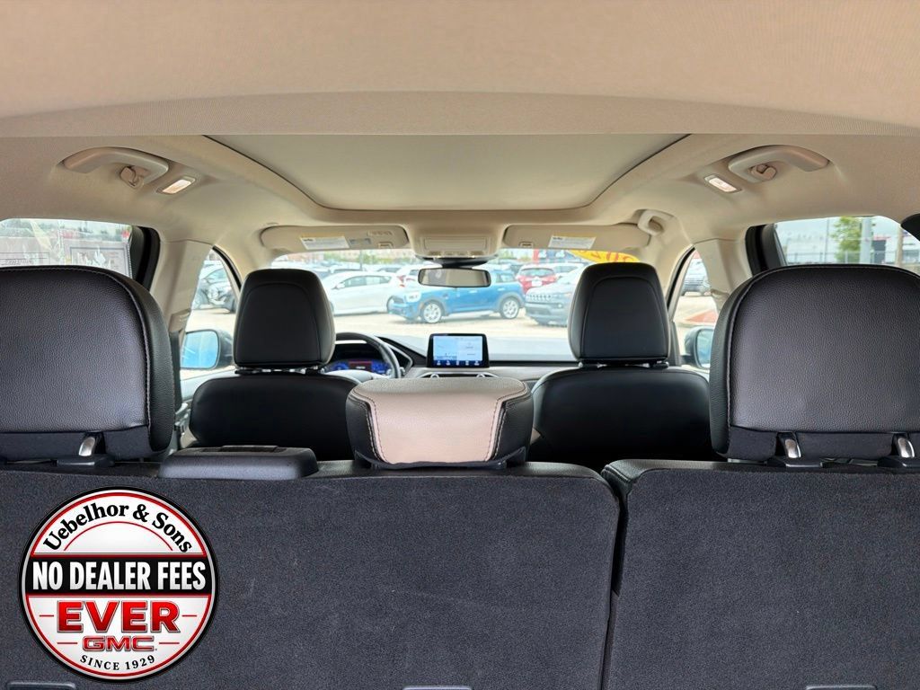 Used 2020 Ford Escape Titanium AWD/4WD image 8