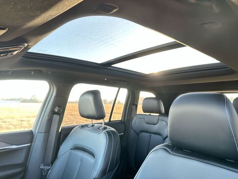 New 2025 Jeep Grand Cherokee Limited w/ Black Appearance Package RWD image 22