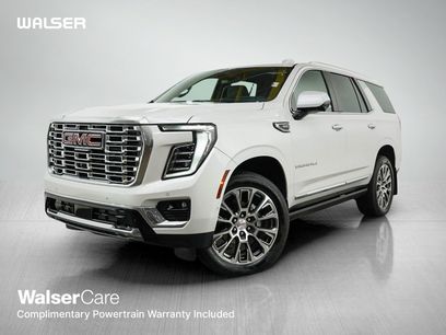 Used 2025 GMC Yukon Denali w/ Sun & Power Step Package