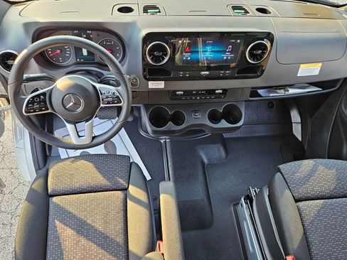 Used 2023 Mercedes-Benz Sprinter 3500 w/ Parking Package image 7