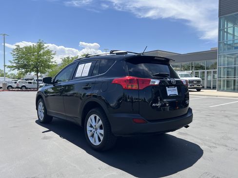 Used 2015 Toyota RAV4 Limited AWD/4WD image 3