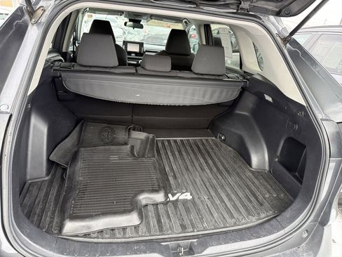 Certified 2020 Toyota RAV4 XLE image 24