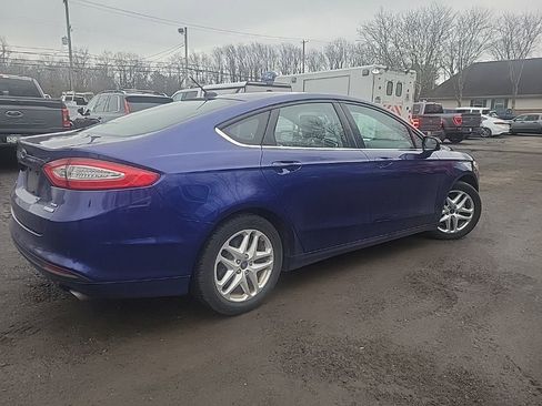 Used 2014 Ford Fusion SE image 4