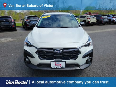 Certified 2025 Subaru Crosstrek 2.0i Premium AWD/4WD image 8