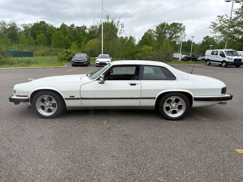 Used 1992 Jaguar XJS V12 Coupe RWD image 4