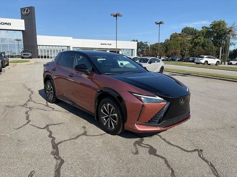 Certified 2024 Lexus RZ 300e Premium w/ Accessory Package (Z1) FWD image 5