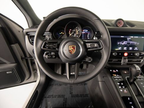 New 2026 Porsche Macan GTS image 17