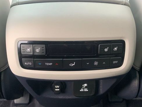 Used 2021 Hyundai Palisade Limited w/ Winter Package image 19