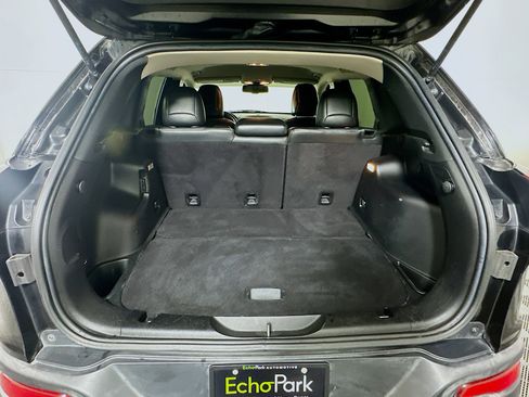 Used 2015 Jeep Cherokee Limited image 29