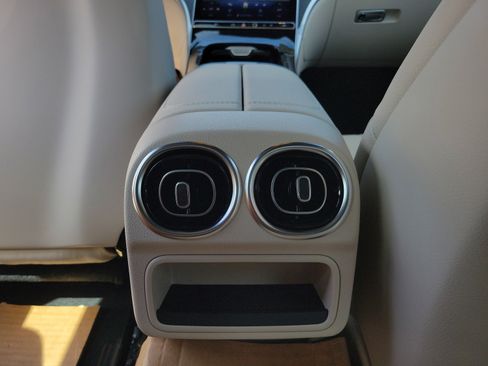 New 2026 Mercedes-Benz CLE 450 4MATIC Coupe image 12