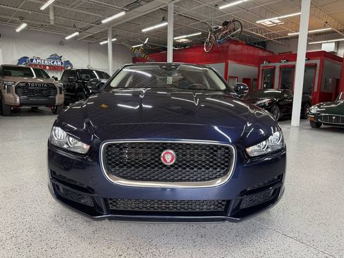 Used 2017 Jaguar XE Premium RWD image 8
