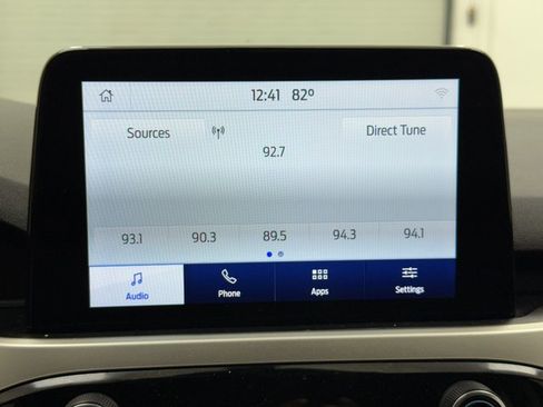 Used 2020 Ford Escape SEL image 17