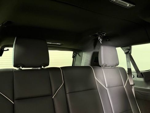 Used 2023 Cadillac Escalade ESV Premium Luxury image 27
