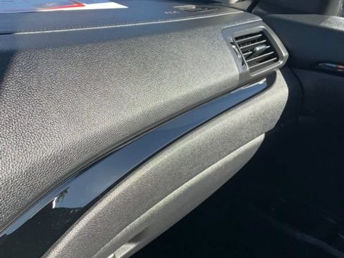 Used 2018 Honda Ridgeline RTL-E image 29