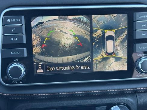 Used 2020 Nissan Kicks SR w/ SR Premium Package image 21