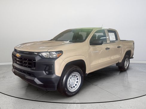Certified 2023 Chevrolet Colorado W/T RWD image 5