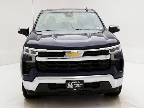 Used 2023 Chevrolet Silverado 1500 LT image 4