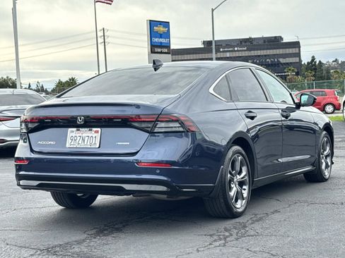 Used 2025 Honda Accord EX-L image 5