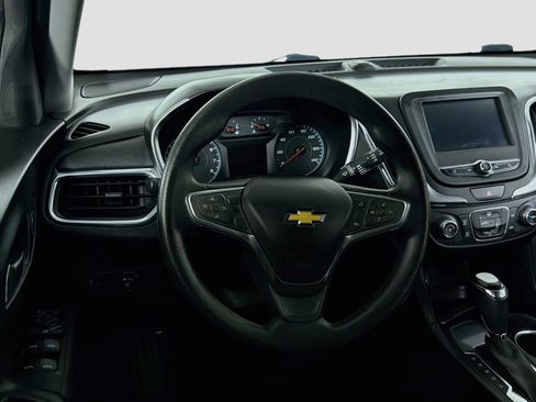 Used 2018 Chevrolet Equinox LT FWD image 18