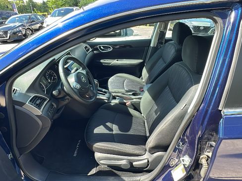 Used 2019 Nissan Sentra SV FWD image 12