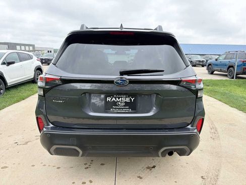 Used 2025 Subaru Forester Limited AWD/4WD image 5