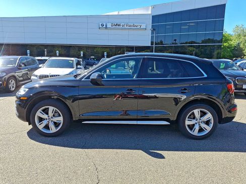 Used 2019 Audi Q5 2.0T Premium Plus w/ Premium Plus Package AWD/4WD image 4