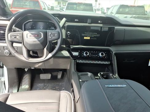 New 2026 GMC Sierra 2500 AT4X image 17