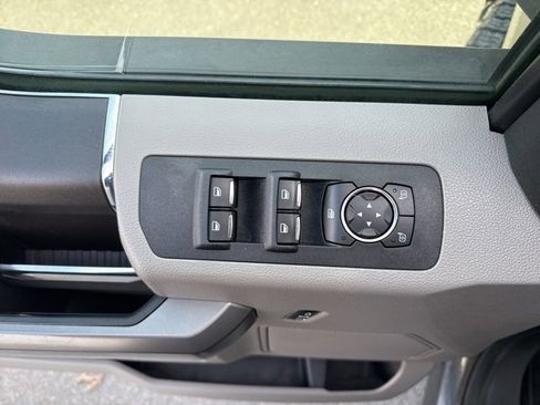 Certified 2019 Ford F150 XLT image 16