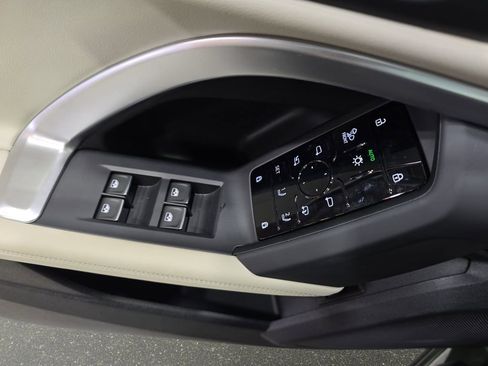 New 2025 Audi Q5 Prestige image 27