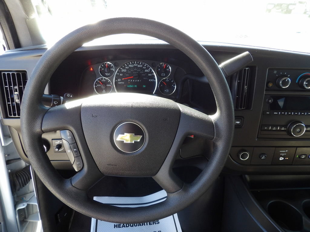 Used 2021 Chevrolet Express 3500 LT w/ LT Preferred Equipment Group RWD image 18