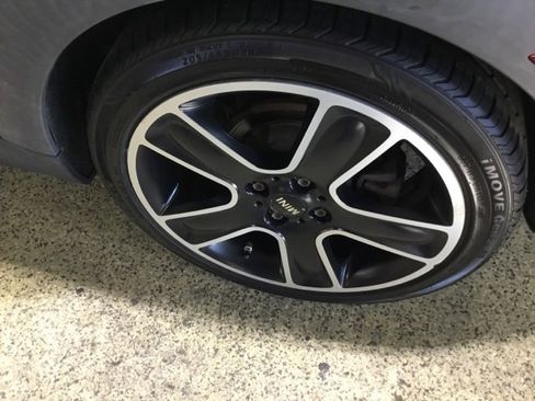 Used 2011 MINI Cooper Clubman S image 17