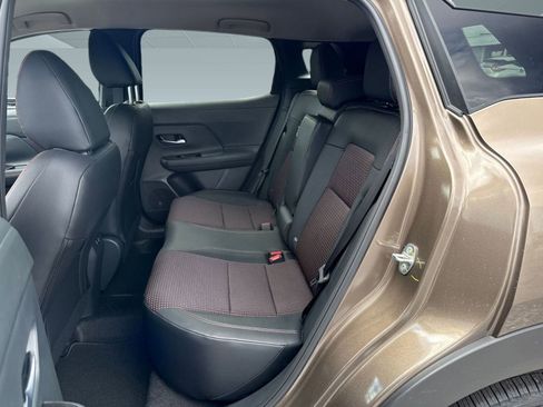 New 2026 Nissan Kicks SR w/ Cold Weather Package image 13