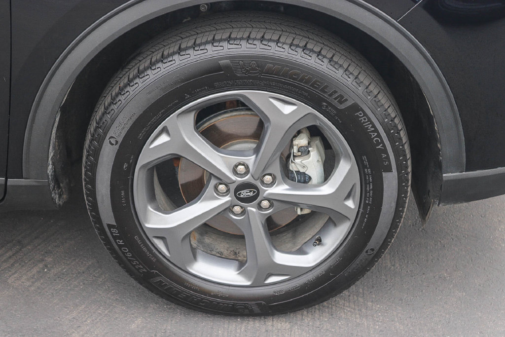 Certified 2025 Ford Escape ST-Line Select AWD/4WD image 10