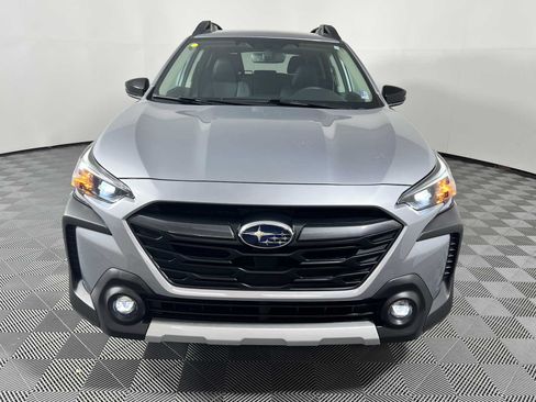 Used 2025 Subaru Outback Limited XT w/ Tech Package 2 AWD/4WD image 2